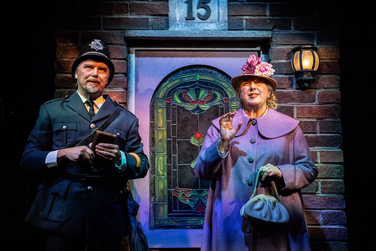 levoton tuhkimo by hanna maria gronlund kulttuuritoimitus INSTA levoton tuhkimo by hanna maria gronlund kulttuuritoimitus INSTA