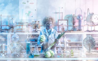 Annamaria Palsi-Ikonen kertoo kuvillaan tarinoita – Rohkeasti keski-iässä kohti unelmia