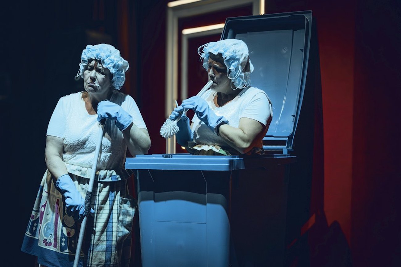 ylpeys % ennakkoluulo tavallaan 13 300dpi